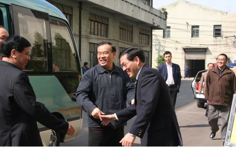 呂祖善省長來我集團(tuán)公司調(diào)研，加快發(fā)展裝備制造業(yè)